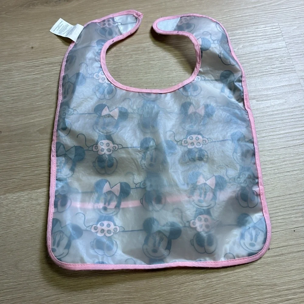 Disney Junior Minnie Mouse Bib - Picture 3 of 3